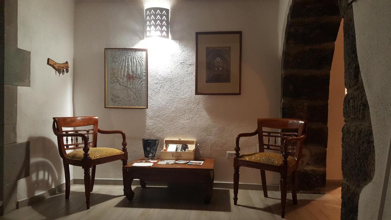 The Templars Guesthouse Santu Lussurgiu Εξωτερικό φωτογραφία