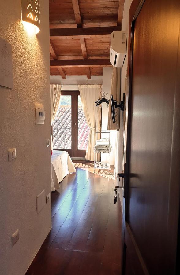 The Templars Guesthouse Santu Lussurgiu Εξωτερικό φωτογραφία