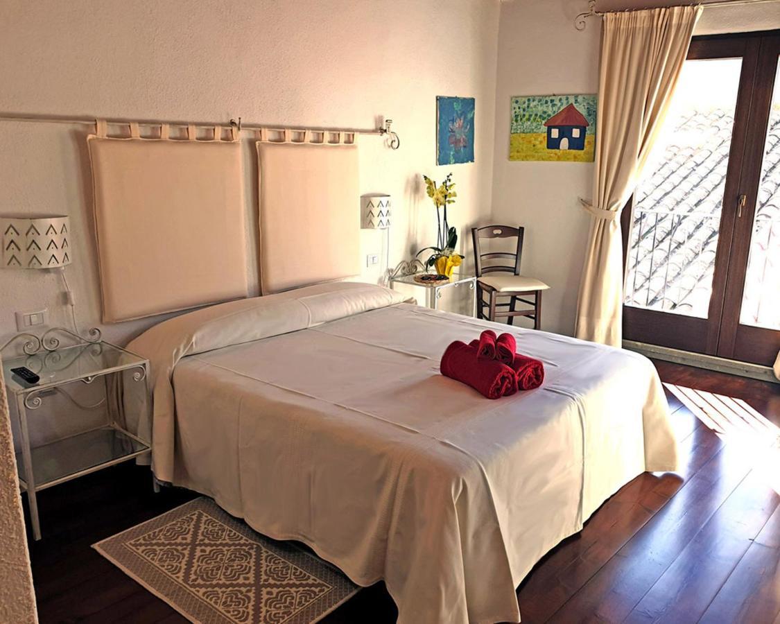 The Templars Guesthouse Santu Lussurgiu Εξωτερικό φωτογραφία