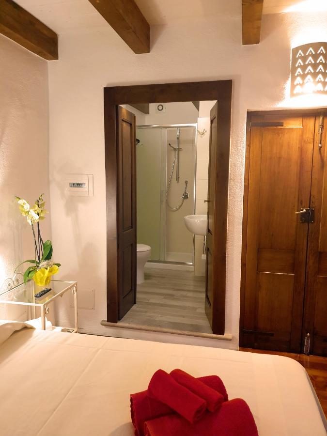 The Templars Guesthouse Santu Lussurgiu Εξωτερικό φωτογραφία