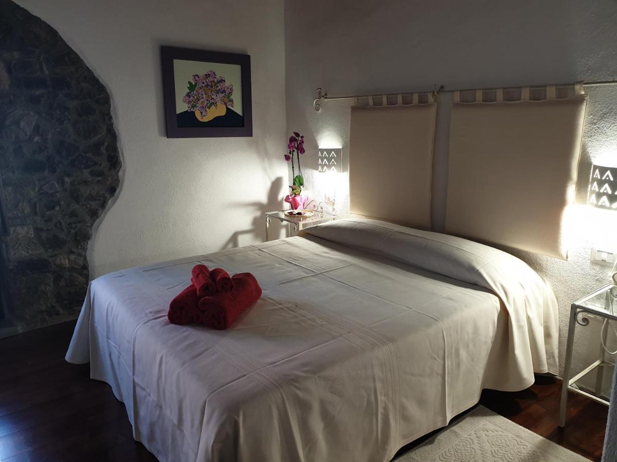 The Templars Guesthouse Santu Lussurgiu Εξωτερικό φωτογραφία